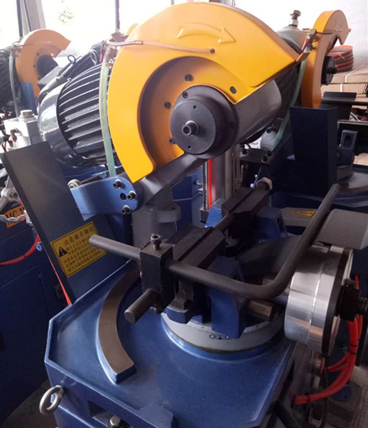 無毛刺精準切割 祥德機械不銹鋼切管機與圓鋸機高清解析